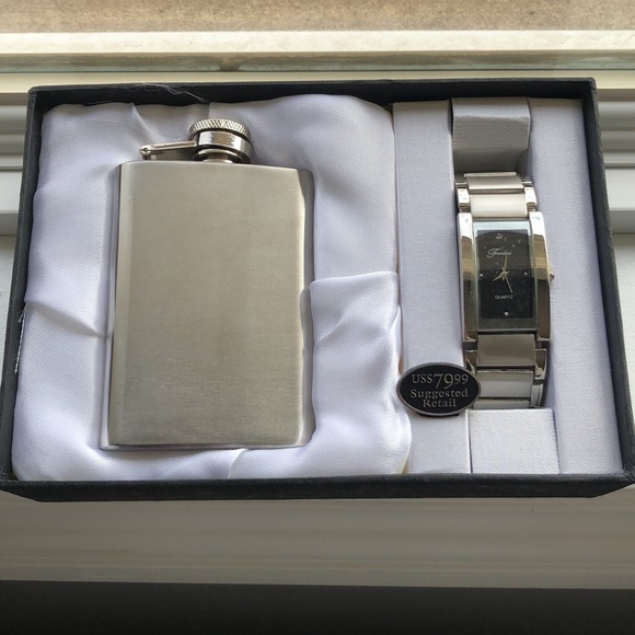 Watch & Flask Set - Picture 2 of 9